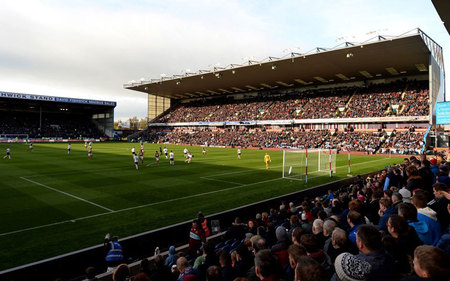 同时施压对 同时施压对